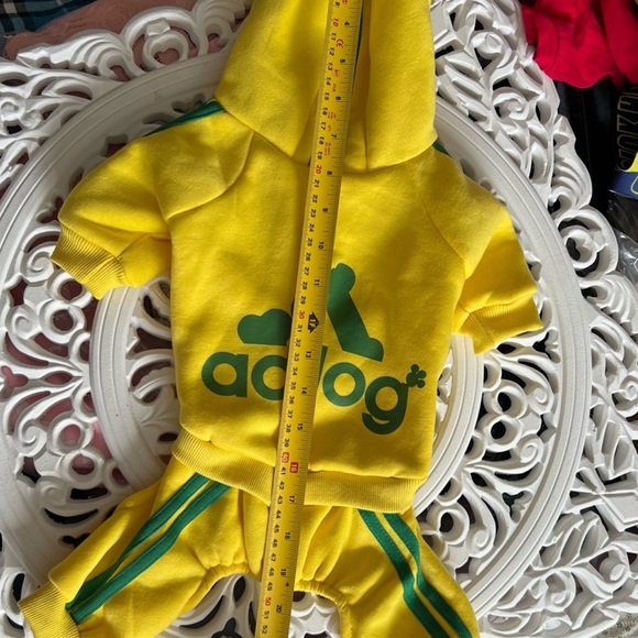 2 Adidog Jumper 💗 1 pink💛1 yellow 2for 25$ - Picture 5 of 7